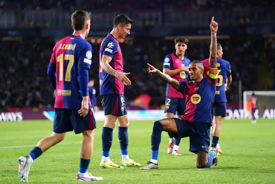 Former player backs Liverpool to sign Barca superstar as Salah replacement