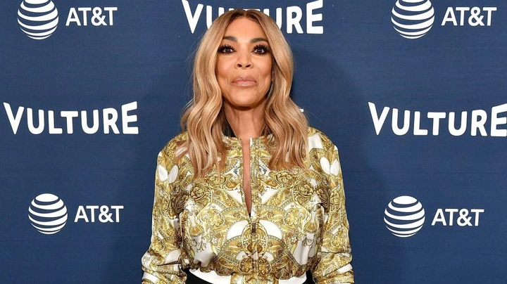 Wendy Williams wearing gold