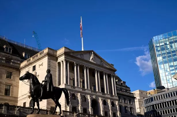 Bank of England reports dip in UK mortgage approvals and consumer credit in February