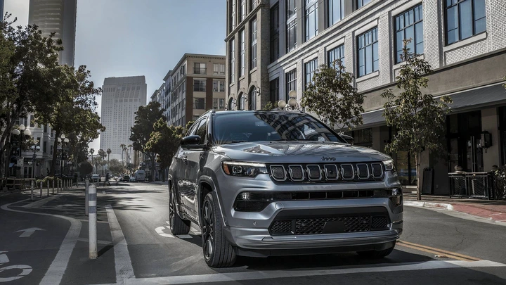 2025 Jeep Compass front