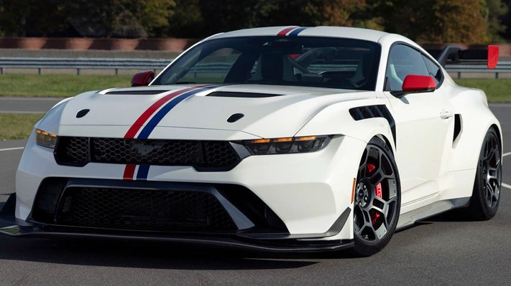 A front 3/4 view of the Ford Mustang GTD Spirit of America