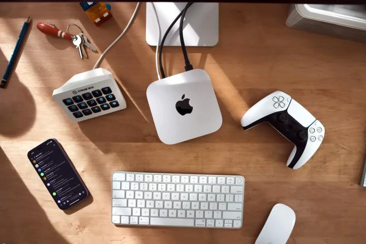 The M4 Mac mini on a desk.