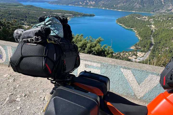 KTM 1390 Super Duke R Evo passenger seat and luggage box