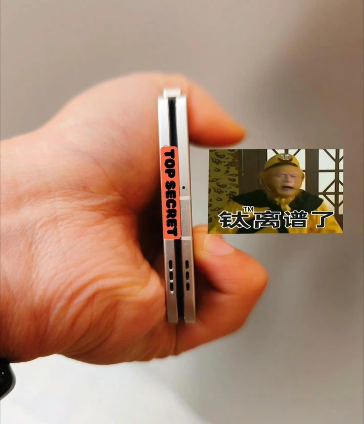 Oppo Find N5 leak.