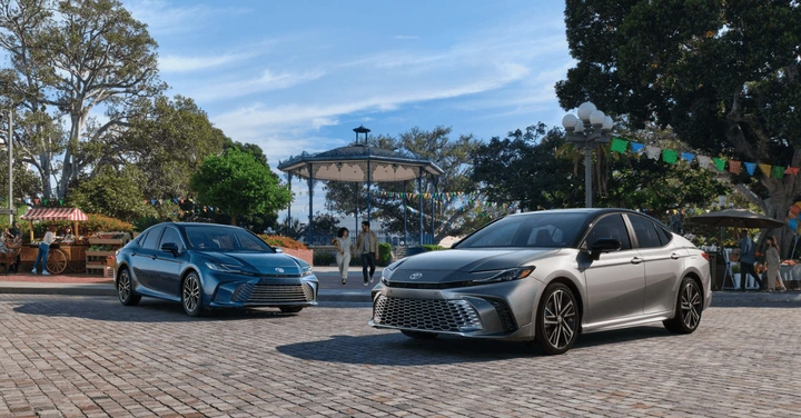 2025 Toyota Camry Hybrid Model