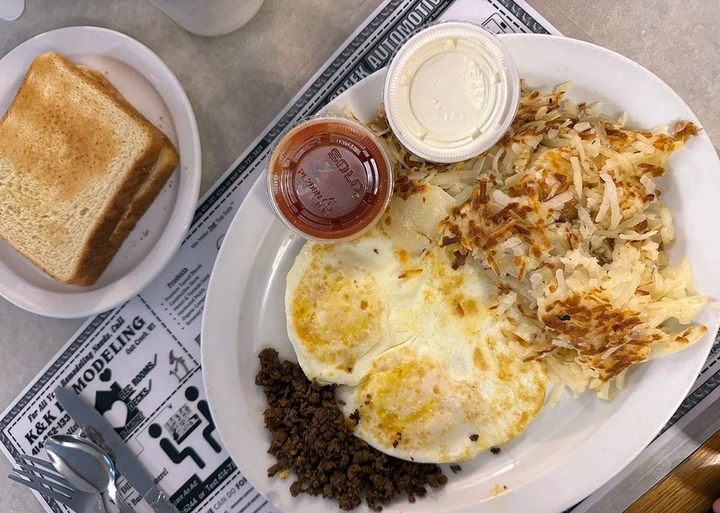 Oak Creek Diner Chorizo Egg Scramble with Hash Browns