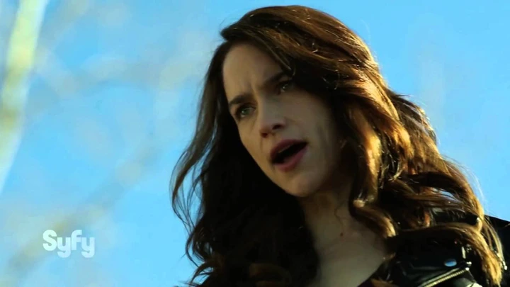 Wynonna Earp (2016) | New Syfy Series Trailer 2016 | Official HD Release - YouTube
