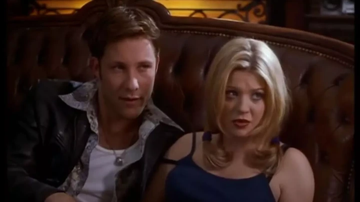 Michael Rosenbaum and Tara Reid starred in the 1998 film Urban Legend.