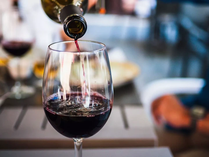 pour your wine