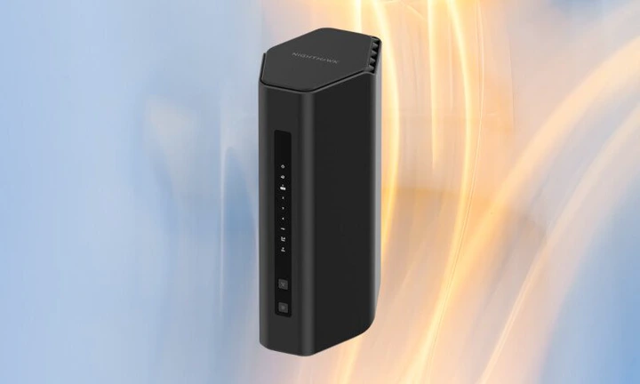 NETGEAR Nighthawk Dual-Band WiFi 7 Router RS200