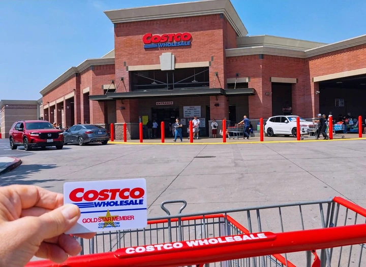 Costco warehouse exterior