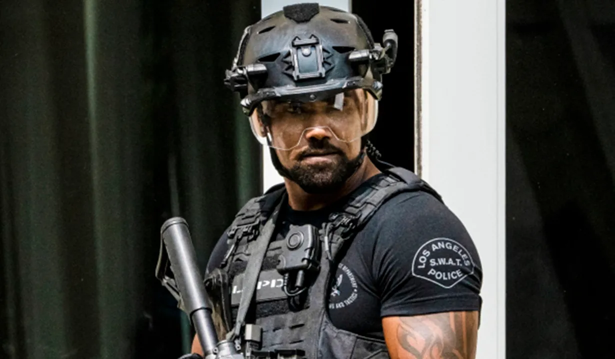 Shemar Moore Hondo tactical gear Swat Y&R