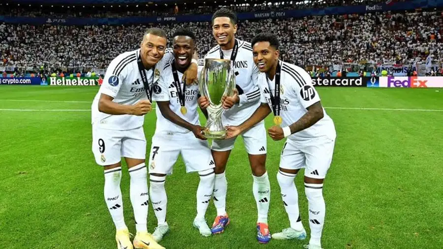Real Madrid have no plans to sell player courted by Liverpool and City