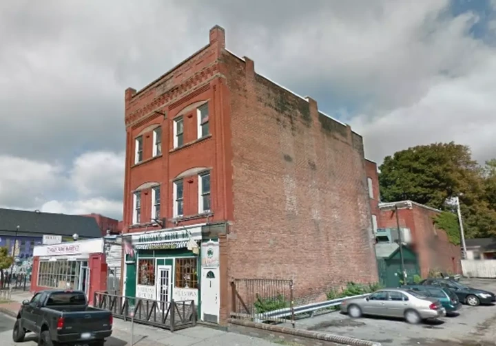 Authorities Urging Public to Stay Away from Mulligans Demolition Site