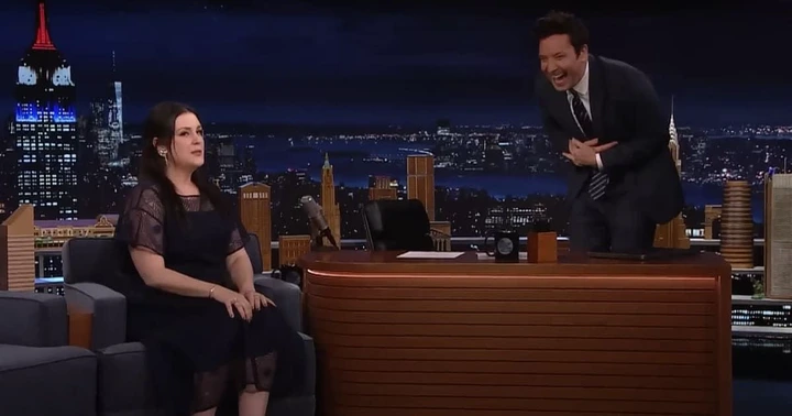 Image capture featuring Melanie Lynskey and Jimmy Fallon from 'The Tonight Show Starring Jimmy Fallon' (Image Source: The Tonight Show Starring Jimmy Fallon | NBC)