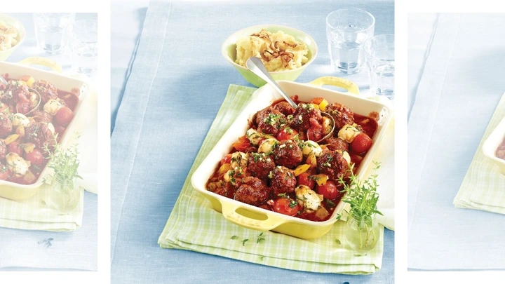 Meatballs with Peppers and Cherry Tomatoes recipe