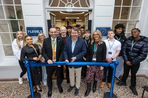 Moonpig founder and former Dragons' Den star opens new Wiltshire business school