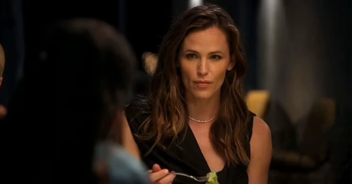 Jennifer Garner's awkward brush with A-lister resurfaces amid backlash for 'acting' in LA wildfires clip